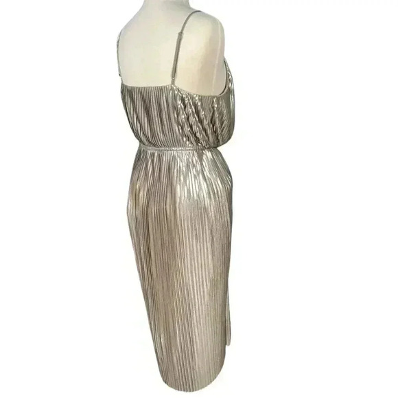 Banana Republic Metallic Pleated High Neck Strap Fit and Flare Dress Size 8 - Picture 8 of 16